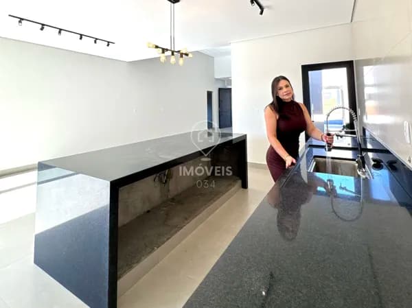 Casa em Condomínio em Araxá MG