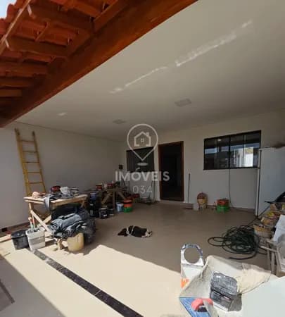 🏡 Casa Geminada à venda no bairro Mangabeiras
