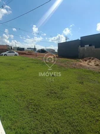 Terreno em Condomínio em Loteamento Residencial Condomínio Villágio II, Araxá/MG