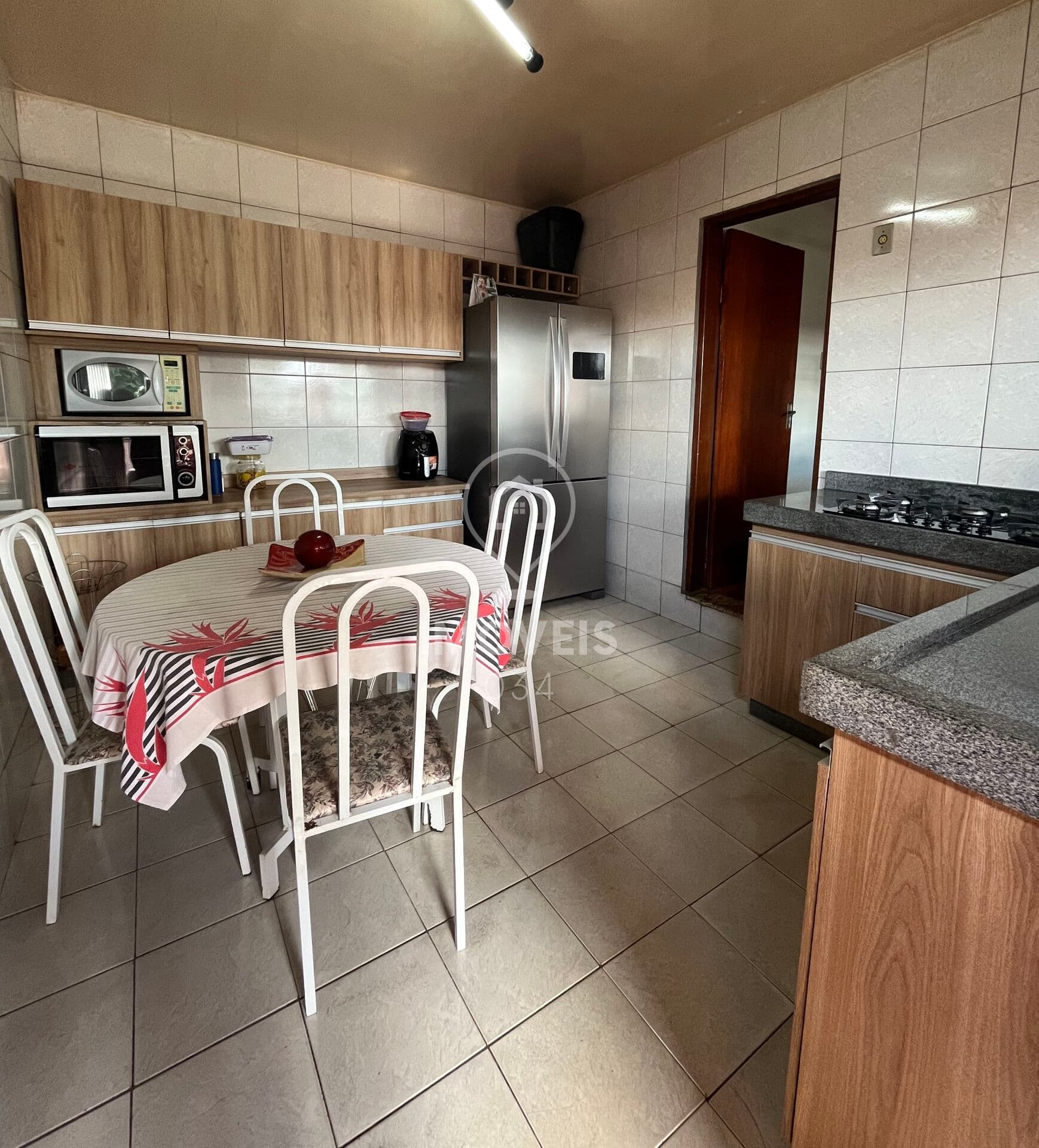 🏡 Casa à venda no Centro ( 3 Imóveis no mesmo terreno)