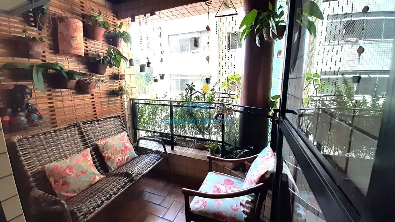 Apartamento de frente a venda na Quadra da Praia com Vista Livre e Lazer na Cobertura no bairro Aparecida, Santos/SP