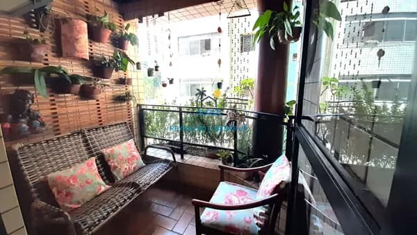 Apartamento de frente a venda na Quadra da Praia com Vista Livre e Lazer na Cobertura no bairro Aparecida, Santos/SP