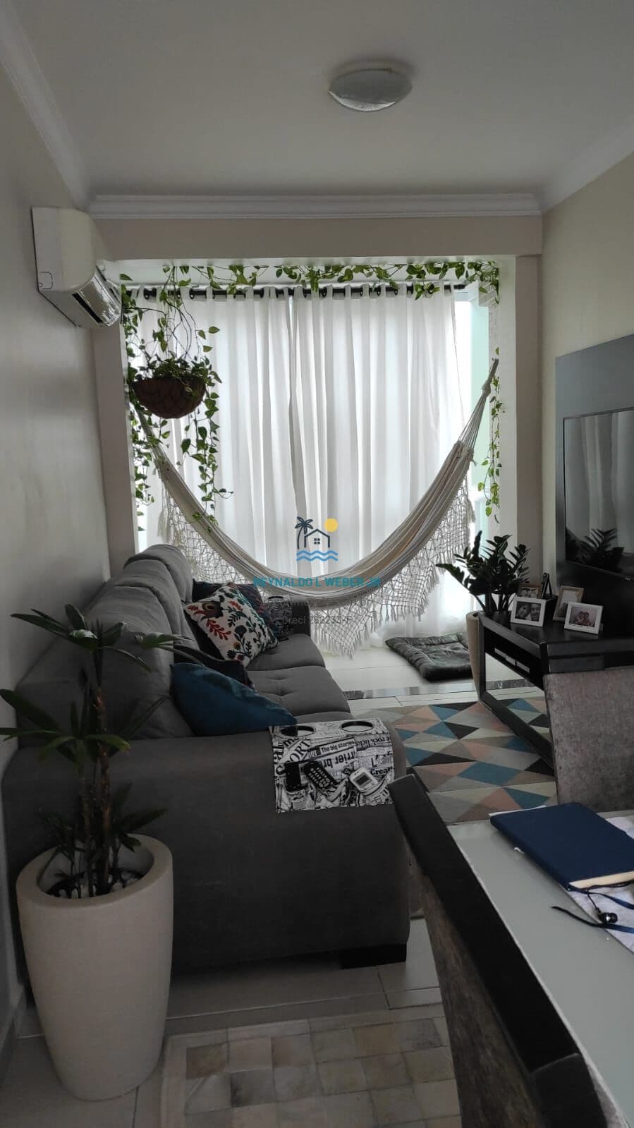 Apartamento a venda com Sacada, 3 quartos (1 suíte) em prédio com Lazer no Campo Grande, Santos/SP