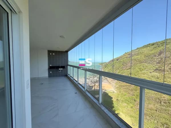 Apartamento novo de 2 quartos com suite de frente para o mar e uma excelente área de lazer