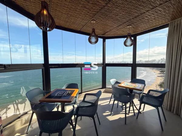 Cobertura para venda de 6 suítes e 3 vagas de garagem na Praia do Morro em Guarapari-ES
