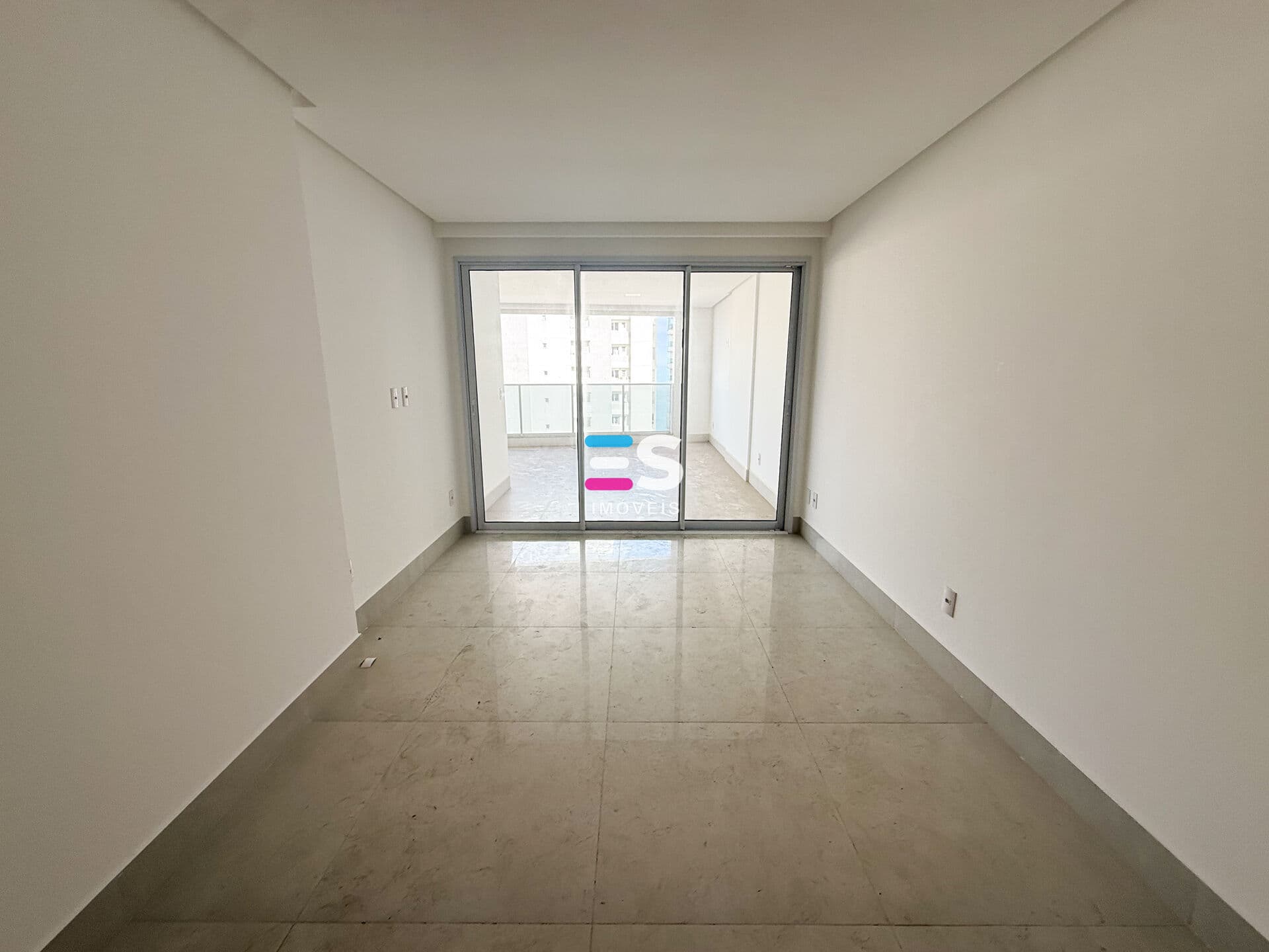 Apartamento NOVO de 3 quartos snedo 1 suíte em Muquiçaba, Guarapari/ES