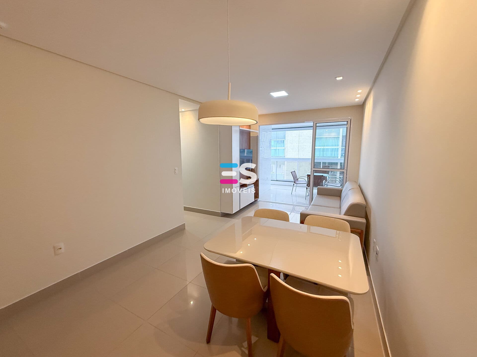 Apartamento de 3 quartos no Centro de Guarapari, com 750m² de lazer