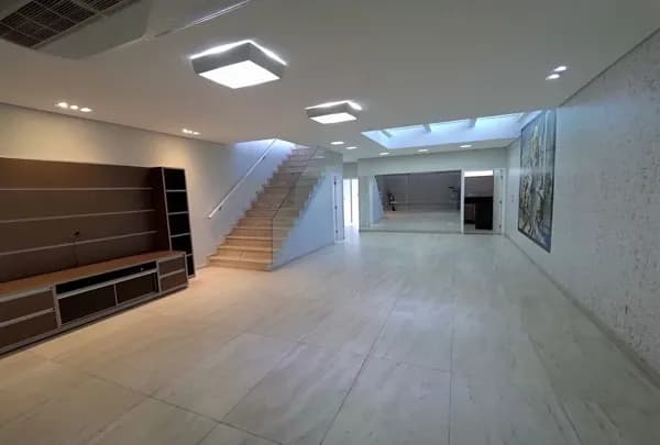 Casa Moderna e Espaçosa no Ipiranga com 2 Suítes e Área Gourmet Completa