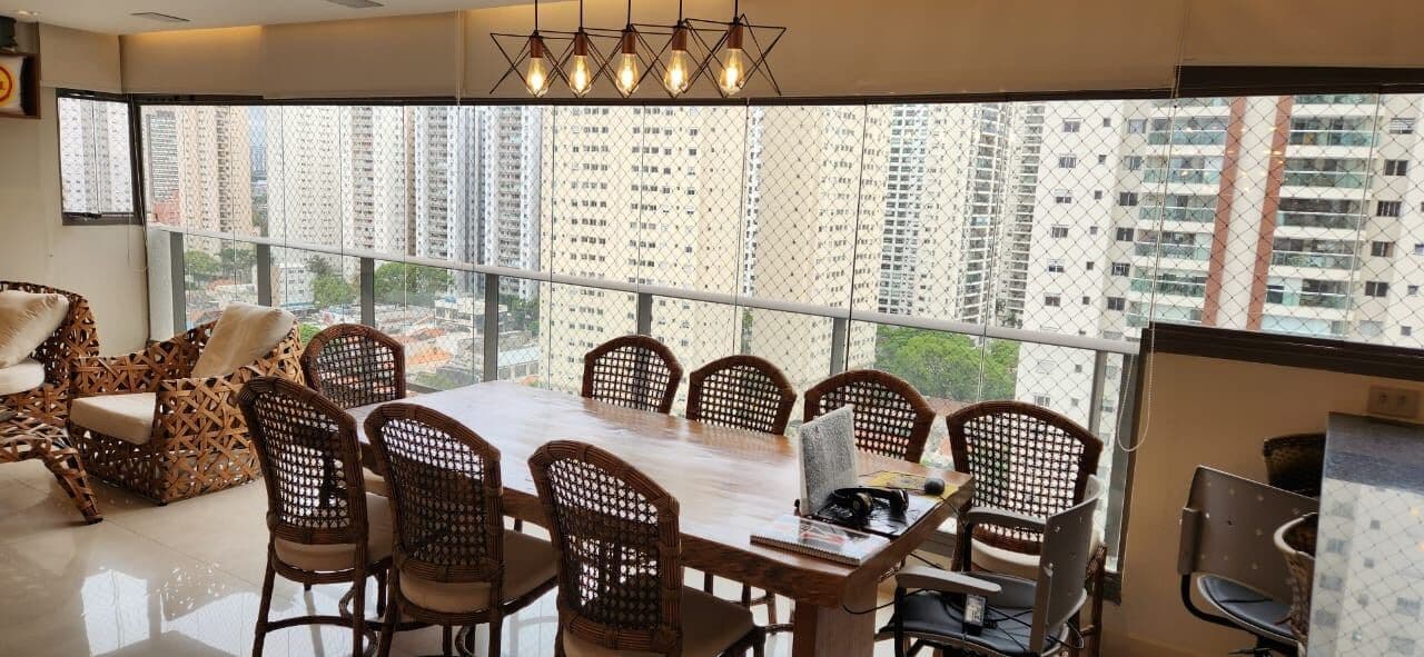 Apartamento Alto Padrão com 3 Suítes, Varanda Gourmet e 3 Vagas | Pronto para Morar.