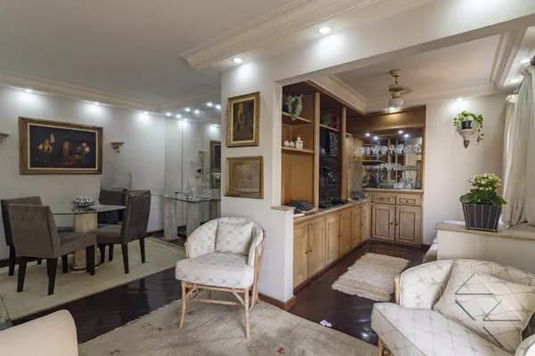 Apartamento á venda em Moema