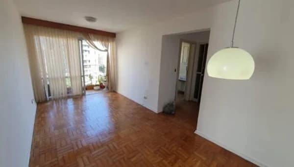 Apartamento à venda no bairro Vila Alexandria em São Paulo/SP