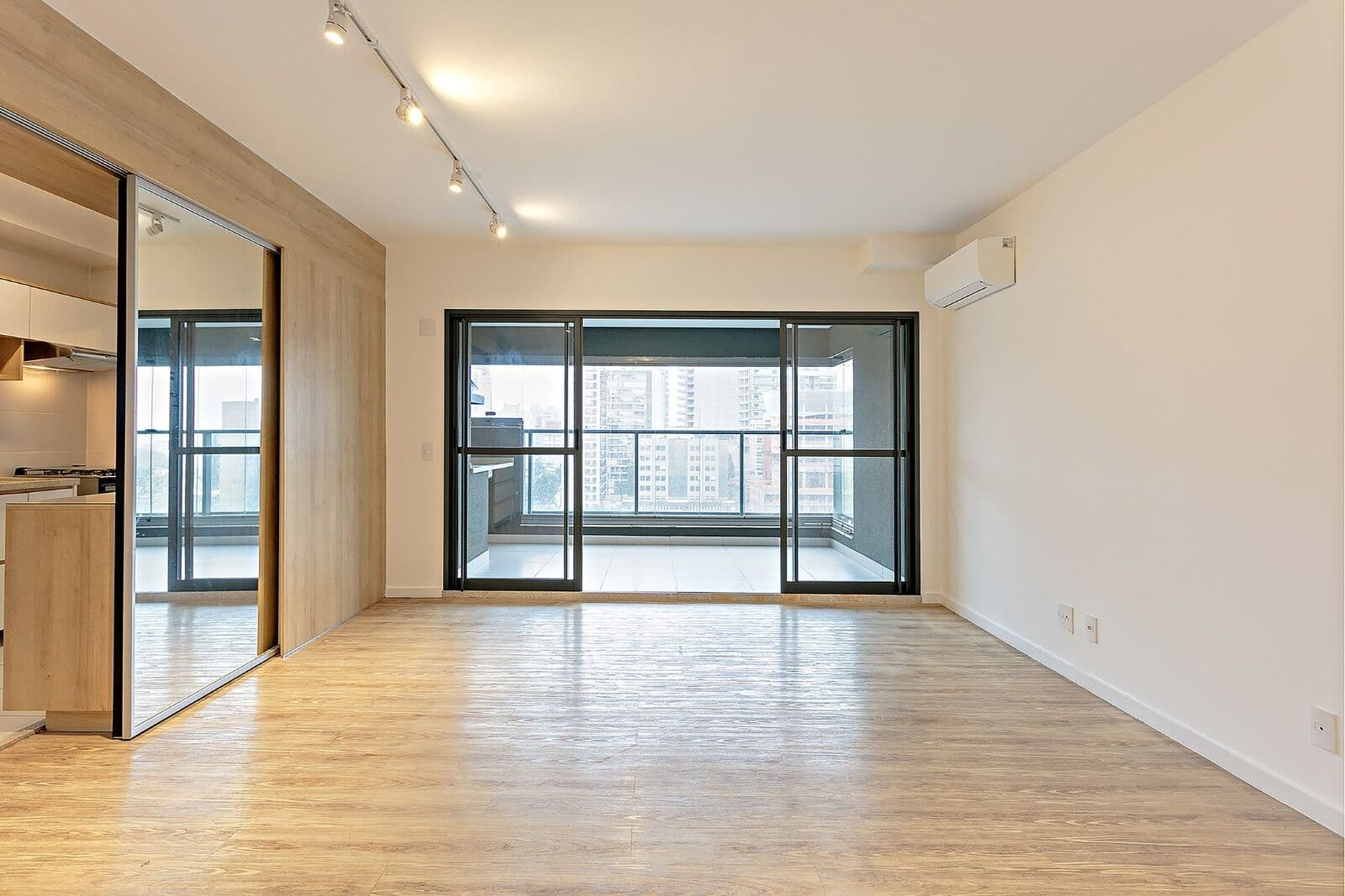 Apartamento Sofisticado com 2 Suítes | Varanda Gourmet | Próximo ao Metrô Sumaré.
