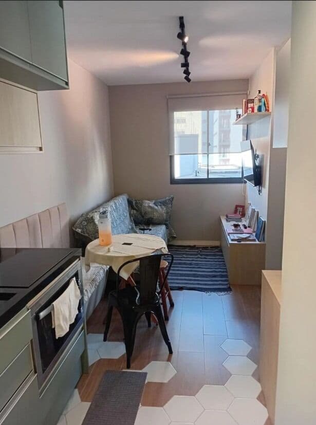 Apartamento Reformado e Mobiliado à Venda na Vila Buarque, Pronto para Morar ou Investir.