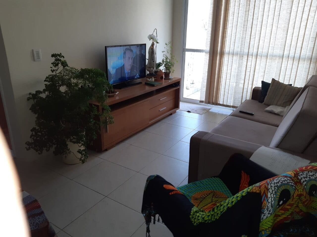 APARTAMENTO COM LAZER DE CLUBE, 2 VAGAS E LOCALIZAÇÃO ESTRATÉGICA