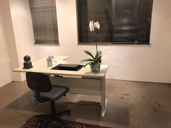 Sala à venda no bairro Vila Nova Conceição em São Paulo/SP