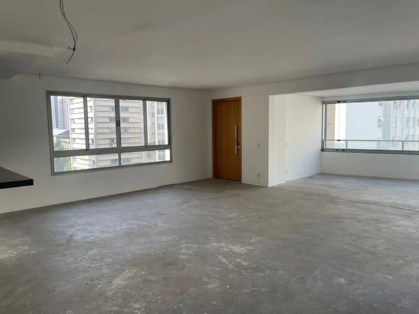 Apartamento à venda no bairro Jardim Paulista em São Paulo/SP