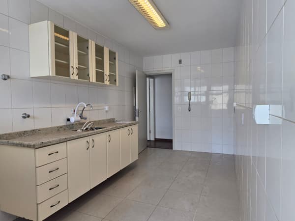 Apartamento à venda no bairro Sumaré em São Paulo/SP