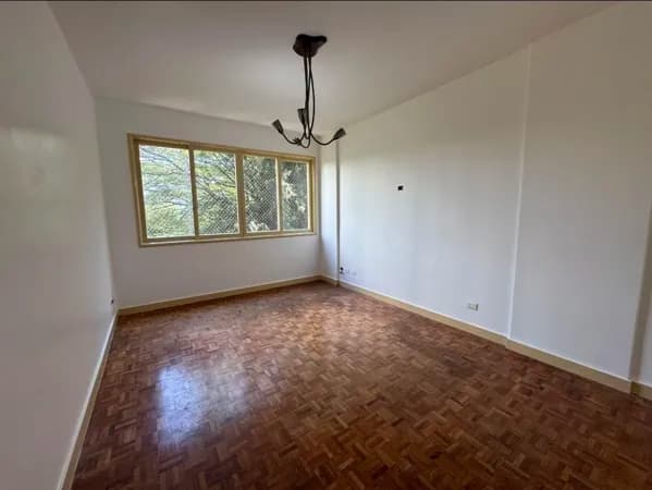 Apartamento 72 metros 2 dormitórios em rua arborizada e tranquila no Jardim Paulista