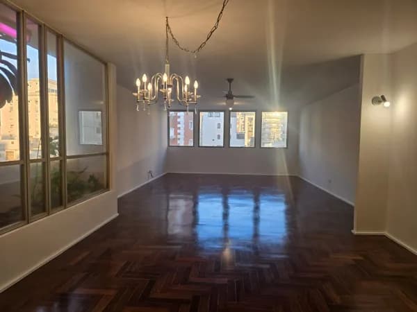 Apartamento à venda de 3 dormitórios na Alameda Ministro Rocha Azevedo - Jardins - SP