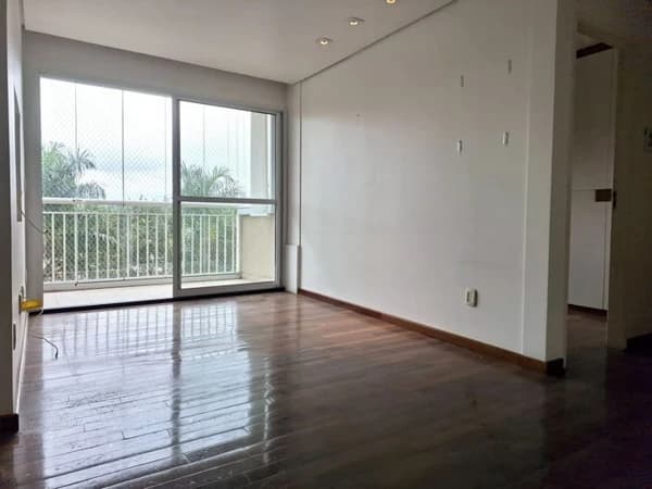 Apartamento à venda no bairro Vila Alexandria em São Paulo/SP
