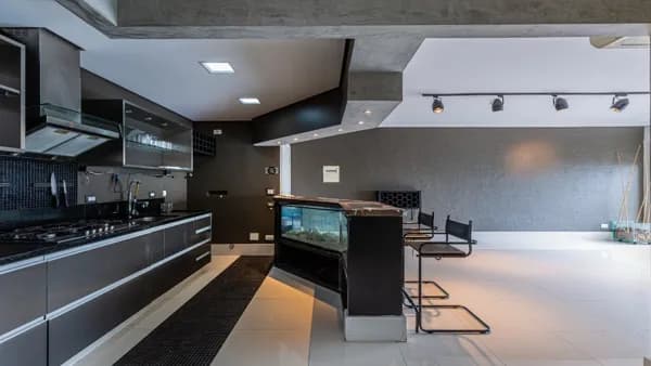 Pinheiros | Apartamento Reformado de 100 m² com Estilo Contemporâneo.