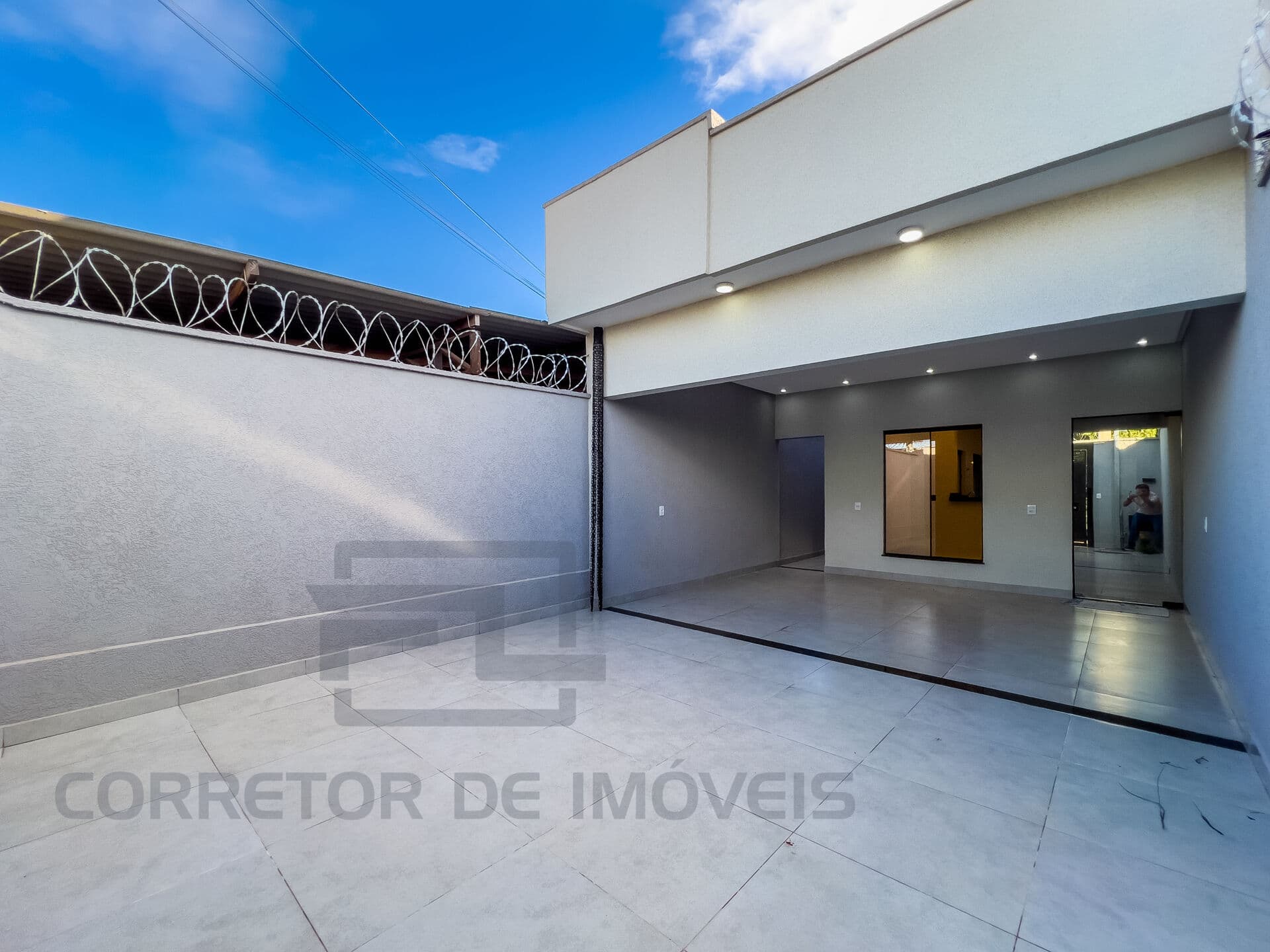 Casa 2 quartos com suíte