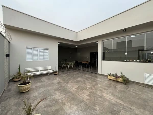 Casa à venda no bairro Jardim Campos Verdes em Araras/SP