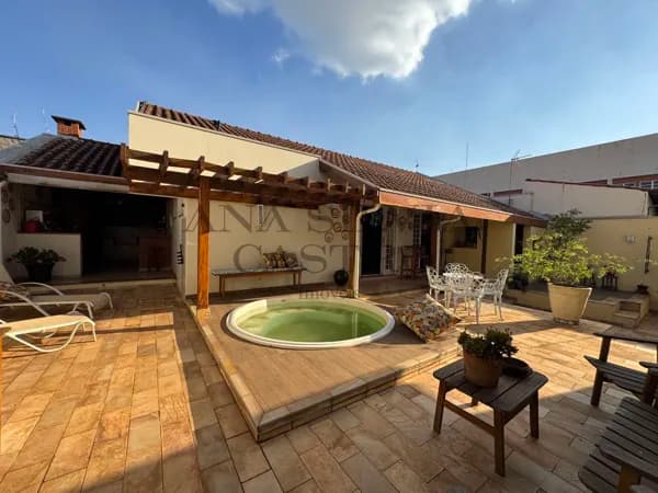 Casa Sobrado em Jardim Belvedere, Araras/SP