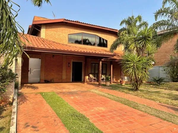 Sobrado à venda no bairro Jardins de Samantha II em Araras/SP