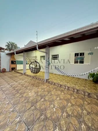 Casa em Parque Santa Cândida, Araras/SP