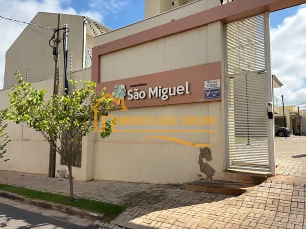 Sobrado em Cuiabá - Cidade Alta