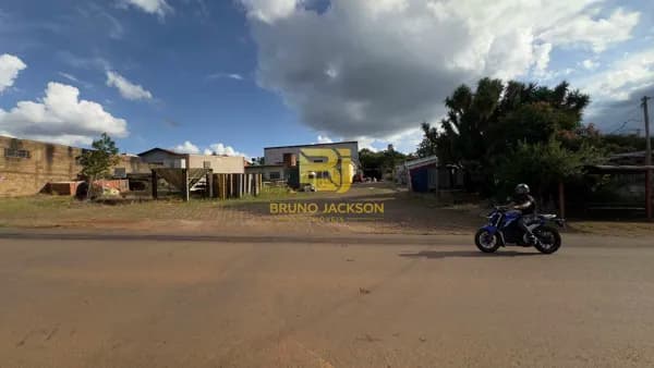 Área comercial à venda no bairro Vila Fabril - Anápolis/GO