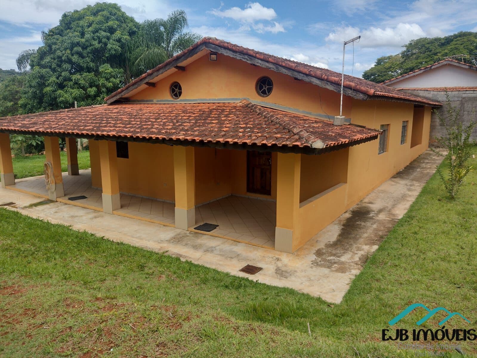 Chácara em Zona Rural, Tuiuti/SP