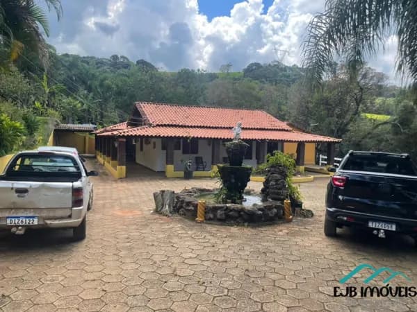 🏡✨ Sítio completo com 9.000m² de natureza, conforto e lazer