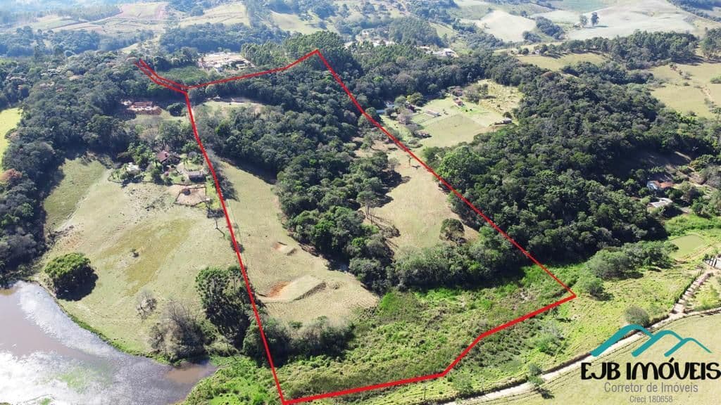 Lote/Terreno em Pinhalzinho - Centro