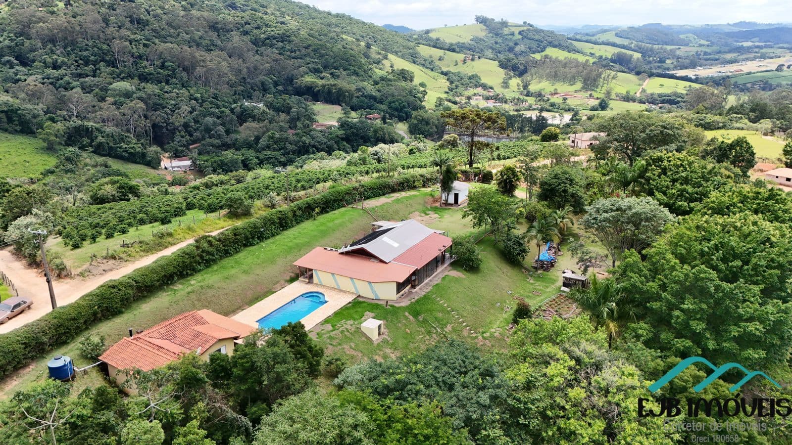 Chácara em Zona Rural, Tuiuti/SP