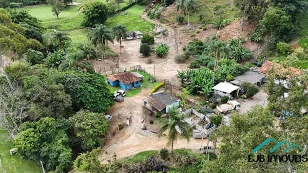 🌿 Sítio à venda em Pinhalzinho/SP