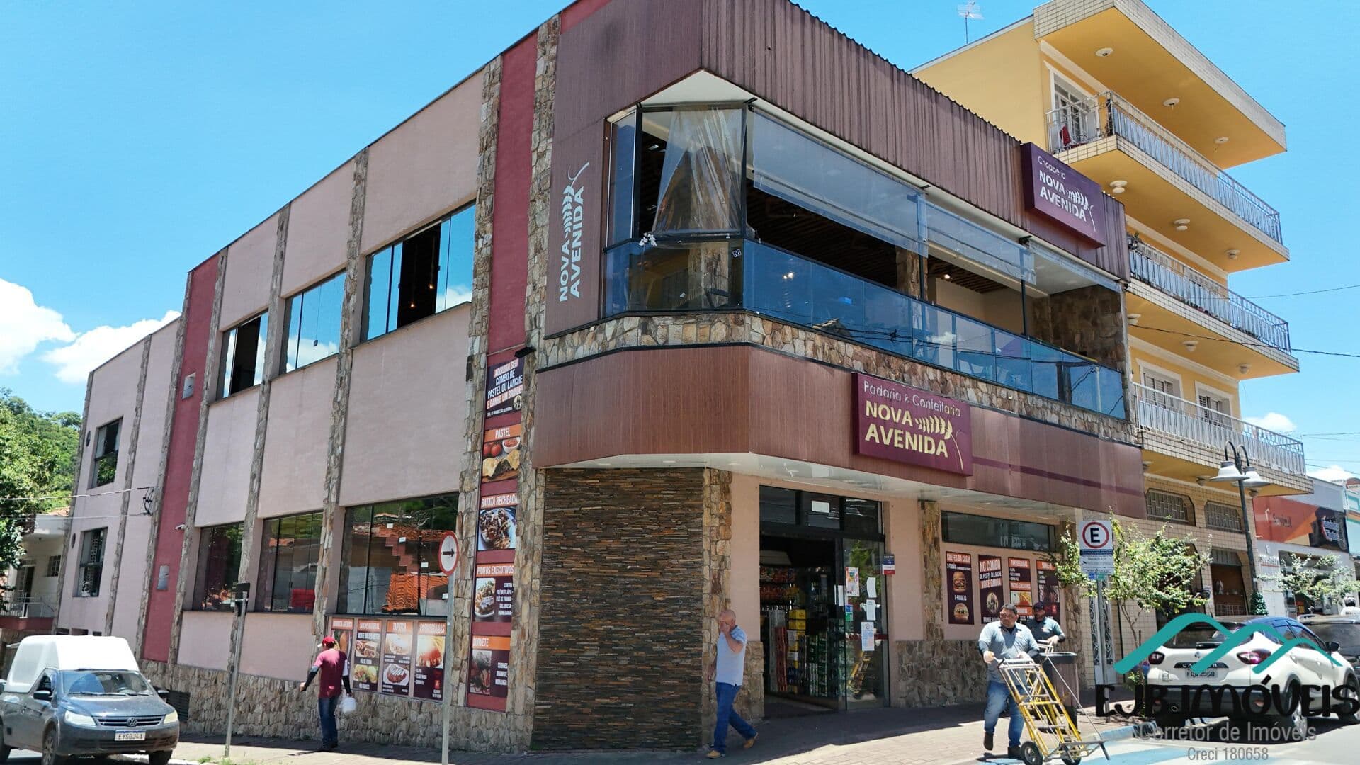🏢💰 Prédio Comercial no Centro com Faturamento de R$ 500mil/mês!