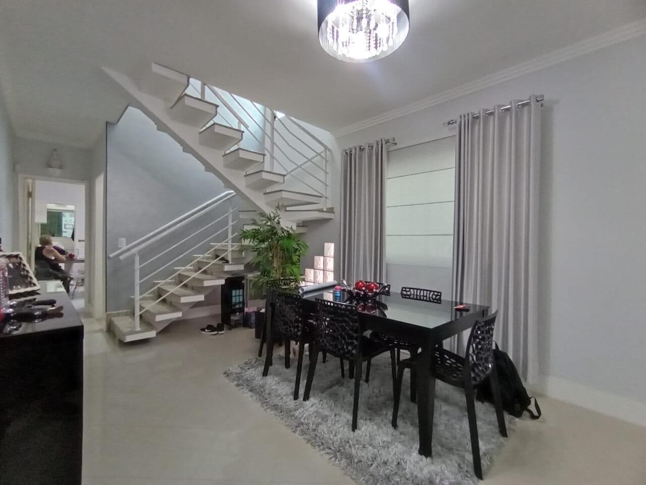 Sobrado à venda no bairro Vila Carrão em São Paulo/SP