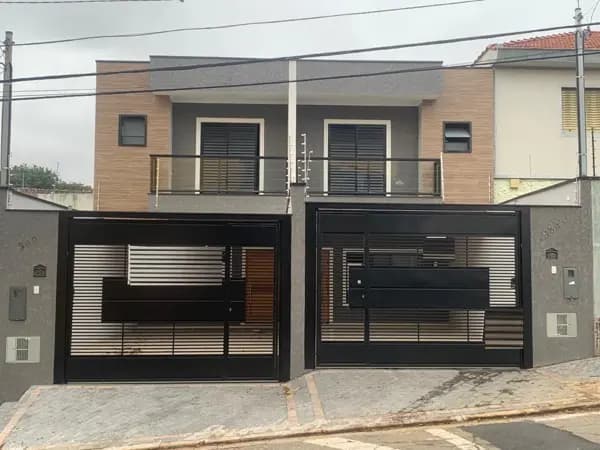 Sobrado à venda no bairro Vila Carrão em São Paulo/SP
