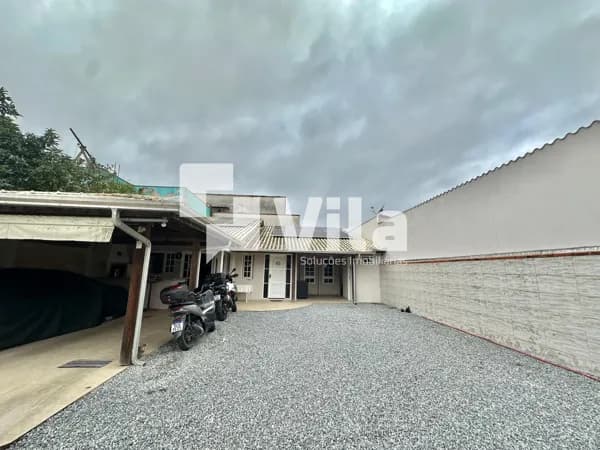 Casa em Camboriú - Santa Regina