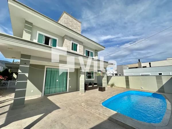 Casa em Camboriú - Santa Regina