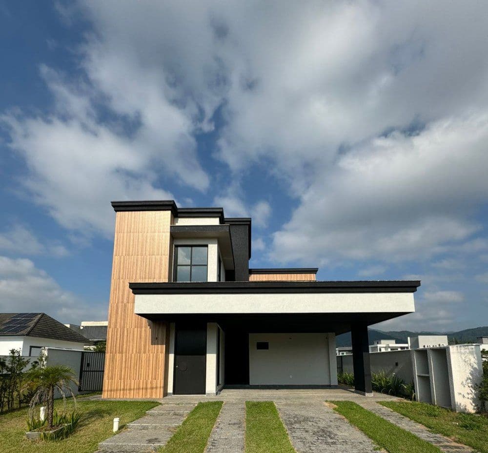 Casa Alto de Padrão