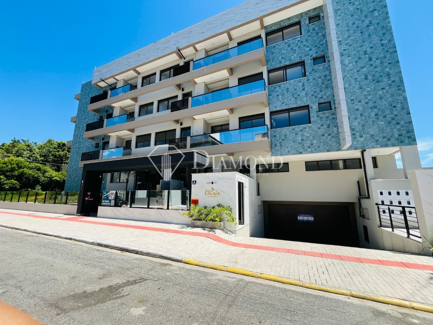 Apartamento à venda no bairro Palmas do Arvoredo em Governador Celso Ramos/SC