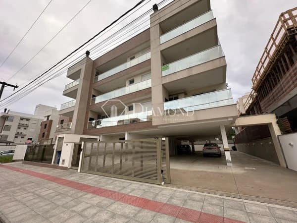Apartamento à venda no bairro Praia de Palmas em Governador Celso Ramos/SC