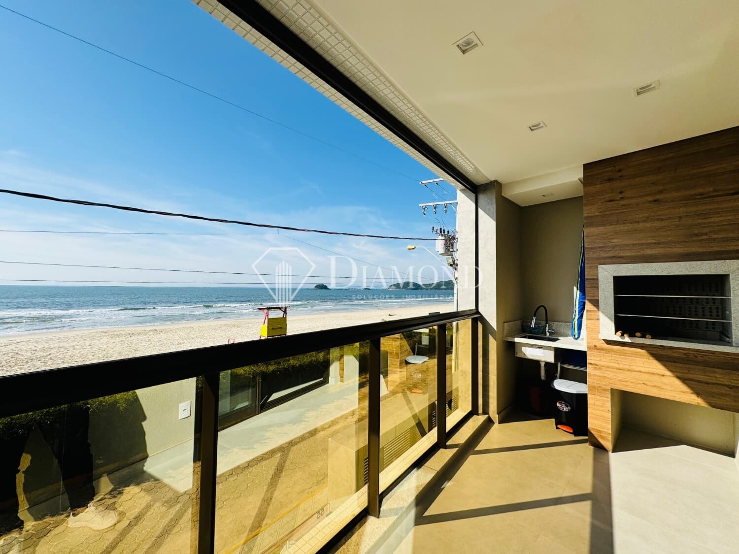Apartamento à venda no bairro Praia de Palmas em Governador Celso Ramos/SC