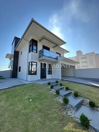 Casa à venda no bairro Centro em Antônio Carlos/SC