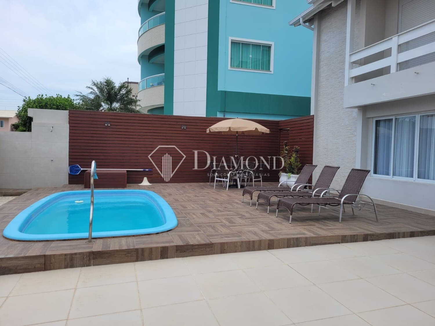 Casa à venda no bairro Praia de Palmas em Governador Celso Ramos/SC