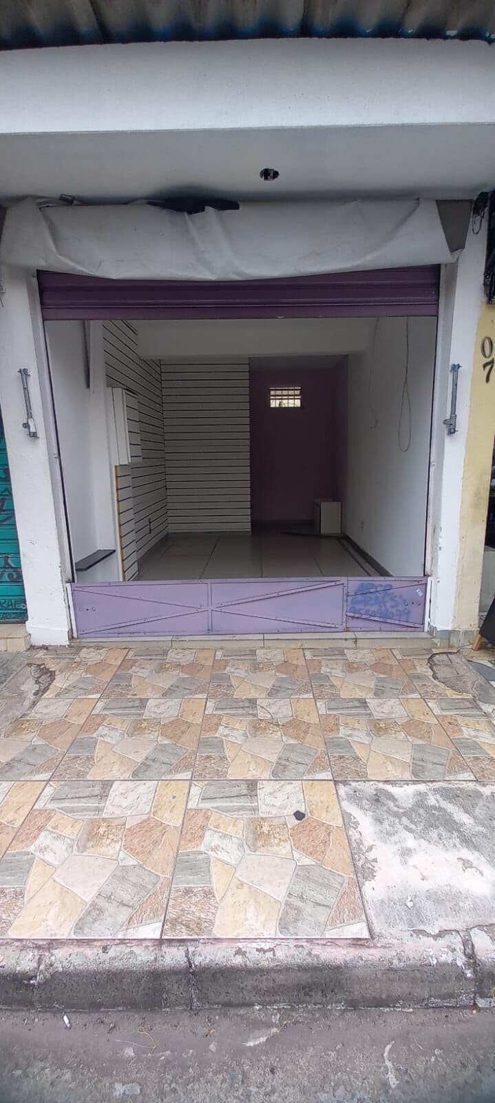 SALÃO COMERCIAL - CONJUNTO JOSÉ BONIFACIO - COHAB II - ITAQUERA - SÃO PAULO - SP