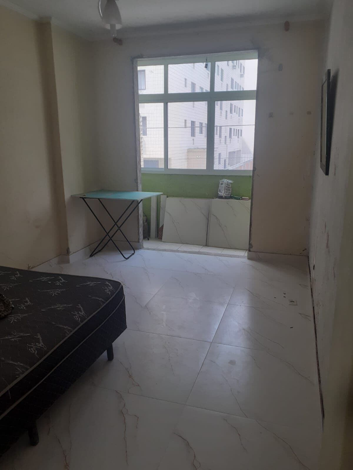 Apartamento Kitnet em Guilhermina, Praia Grande/SP